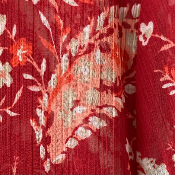 Women’s Chiffon Top - Picture 8 of 8